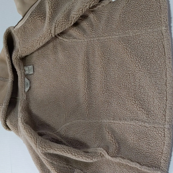 L.L. Bean cream/tan color Sherpa jacket. Size Small - Picture 6 of 7